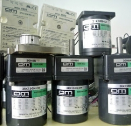 Motor giảm tốc